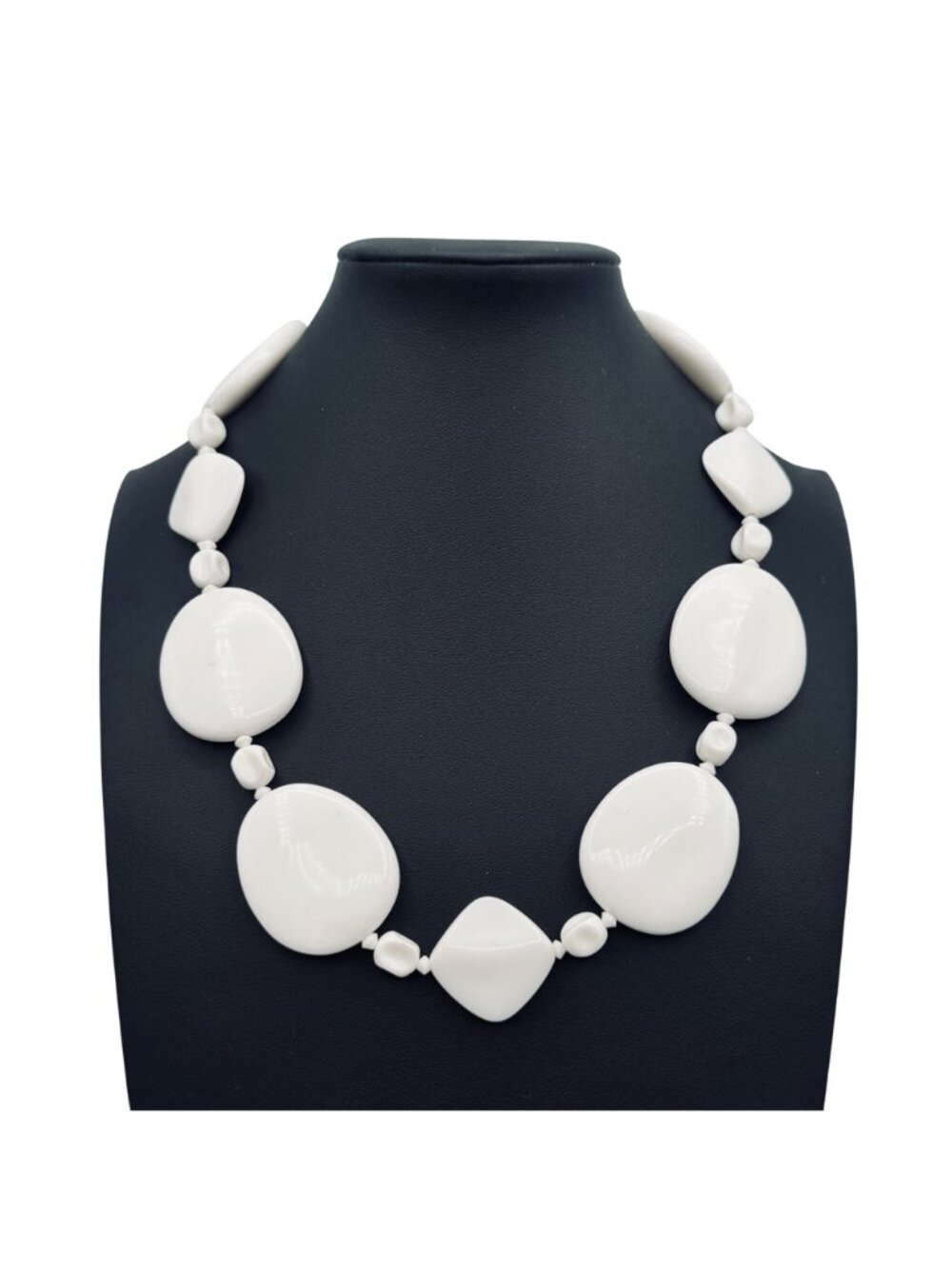 Chunky Black & White Glossy Bead Necklaces Statement Big Bold Acrylic 26" & 18" - Picture 10 of 11